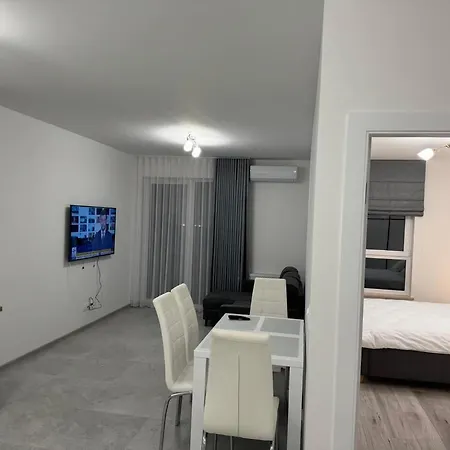 Apartment Janickiego 166 Parking Free Poznan