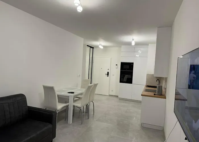 Janickiego 166 Parking Free Apartment