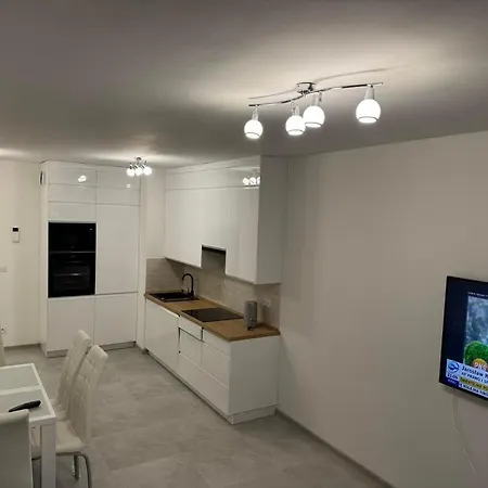 Apartment Janickiego 166 Parking Free