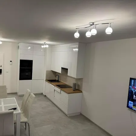 Janickiego 166 Parking Free Apartamento Poznan