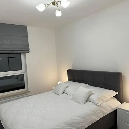 Janickiego 166 Parking Free Apartamento