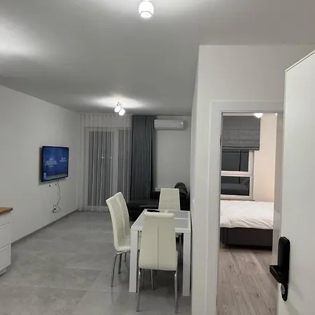 Janickiego 166 Parking Free Posen