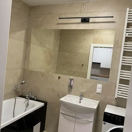 Janickiego 166 Parking Free Poznan