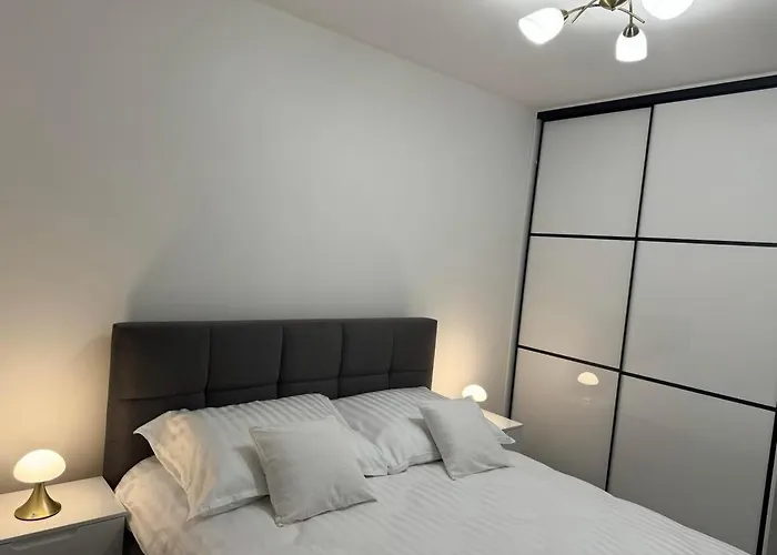 Apartment Janickiego 166 Parking Free